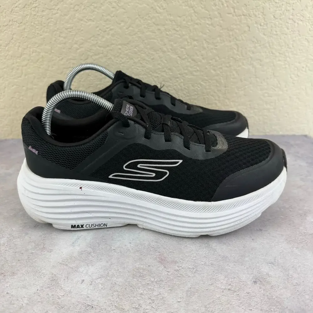 Skechers Max Cushioning Endeavor Shoes Women 10 W WIDE Black White 129470W